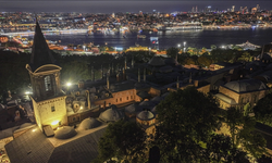 Topkapı Sarayı'nda akşam müzeciliği başladı