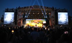 Tekirdağ Kiraz Festivali’nde Yüksek Sadakat ve Zeynep Bastık rüzgarı