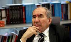 Altan Öymen hayatını kaybetti