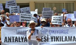 Antalya Arkeoloji Müzesi'nin yıkım kararına protesto