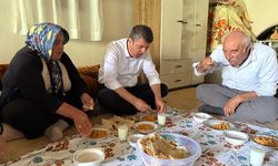Abdurrahman Tutdere anne ve babasını ziyaret etti: Özgürlük dünyanın en güzel şeyi