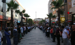 DEM'den İstanbul'da "Barış için zincir eyleminde buluşuyoruz" eylemi