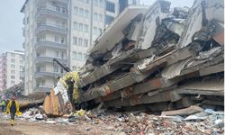 49 kişiye mezar olan Emre Apartmanı davasında şok karar: Ceza yağdı ama tahliye edildiler