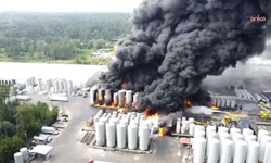 Louisiana'da fabrika yangını: Tahliyeler başladı