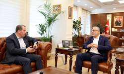 Memur-Sen Genel Başkanı Yalçın: Bakan Işıkhan ile görüştüm, zam teklifin bugün gelmesi gerekiyor