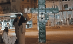 Valilik açıkladı: Bira kasalarıyla haç işareti yapan 3 kişiye ‘Halkı Kin ve Düşmanlığa Tahrik’ten işlem