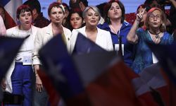 Şili'de devlet başkanlığı seçimi ikinci tura kalıyor