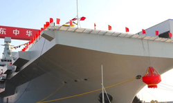 Çin'in insansız hava aracı taşıyabilen savaş gemisi Sıçuan deneme seyrini tamamladı