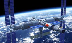 Çinli taykonotlar uzay istasyonundan dünyaya döndü