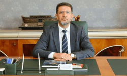 Kardeşine özel ilanı haberleştiren gazetecilere yönelik Rektör Alkış: Kafirler, avanaklar, not ediyoruz