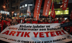 İzmir'de işçiler meşalelerle yürüdü: Maaşlar eksik, 350 kişi açıkta