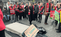 Bavul boş, yatak yasak! Beşiktaş'ta öğrenci eylemine polis engeli