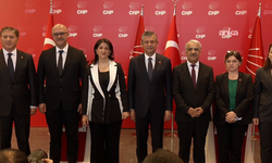 DEM Parti İmralı Heyeti CHP Genel Başkanı Özgür Özel ile görüştü
