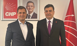 Deniz Yücel, CHP Sözcülüğü görevini Zeynel Emre’ye devretti