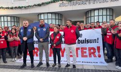 İzmir’de Genel-İş Sendikası üyesi belediye çalışanlarının eylemi sürüyor