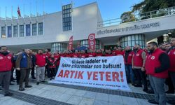 DİSK/Genel-İş üyeleri Basmane Kapısı önünde eyleme devam ediyor