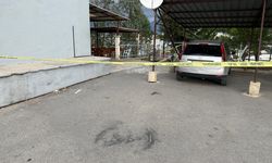 Mersin'de ortaokul öğrencisi okul müdürünü silahla yaraladı