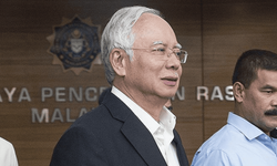 Eski Malezya Başbakanı Necip, yolsuzluk davasında 25 dosyada suçlu bulundu