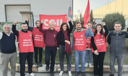 Hendek'te 132 gündür eylemde olan SAG Hidrolik işçilerine İtalyan sendikacılardan destek ziyareti