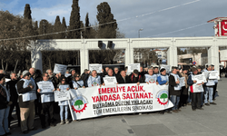 Tüm Emekliler Sendikası, en düşük emekli zammını protesto etti: Göz boyama politikası