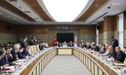 Belediye şirketlerine Cumhurbaşkanı onayı şartı getiren kanun teklifi komisyonda kabul edildi