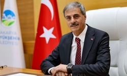 Sakarya Büyükşehir Belediye Başkanı Alemdar'ın mezuniyet beyanına üniversiteden yalanlama