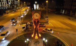 Depremin simgesi Saat Kulesi Sessiz Yürüyüşe hazırlandı