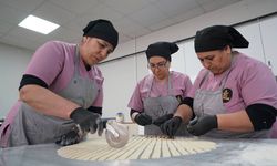 Ramazan sofralarına ‘Adıpayam’ imzası: Bademli topak helva iftarların yeni gözdesi