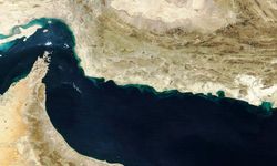 İran Hürmüz Boğazı'nı kapattığını duyurdu: Geçmeye çalışan gemiler vurulacak