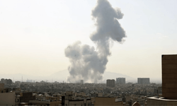 İran’daki saldırılarda can kaybı 800’e yaklaştı