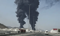 İran ve BAE'de petrol altyapısına yakın saldırılar ekonomik riskleri artırdı