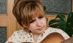 Söz yazarı Ülkü Aker hayatını kaybetti