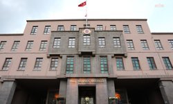 Ankara'da CH-47 ağır nakliye helikopteri kaza kırıma uğradı