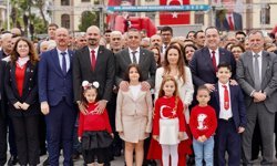 CHP Manisa alternatif 23 Nisan kutlaması