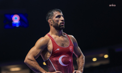 Milli güreşçiler Avrupa Şampiyonası'nda 1 gümüş 1 bronz madalya kazandı