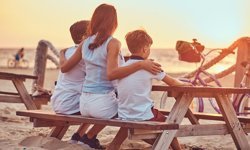 Küçük Çocuklu Aileler İçin İdeal Tatil: 10 Maddede Villa Tatili