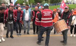 1 Mayıs Emek ve Dayanışma Günü Ankara'da binlerce vatandaşın katılımıyla kutlandı