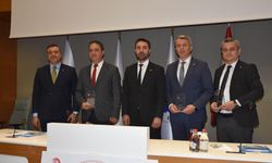 Manisa Medya Akademisi’nde dezenformasyon ve yerel gazetecilik konuşuldu