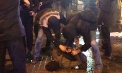 Taksim'deki Cizre eylemine polis müdahale etti, çok sayıda kişi gözaltına alındı