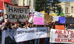 İstanbul Üniversitesi öğrencileri: Bölmediniz birleştirdiniz