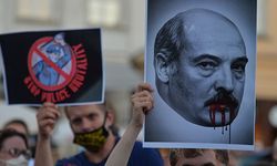 Lukaşenko’dan “seçimler yenilensin” talebine şartlı kabul
