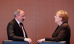 Ermenistan Başbakanı Paşinyan’dan Merkel’e: "Türkiye’nin saldırgan politikasını engelleyin"
