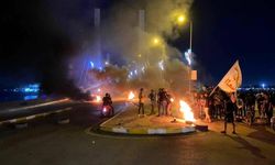 Kerbela'da İran ve ABD'yi protesto eden gruba müdahale
