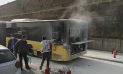 Sefaköy’de otobüs yandı