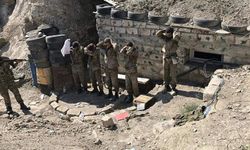 Azerbaycan bir grup Ermeni askeri esir aldı