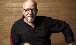 Yazar Paulo Coelho'dan İzmir'e bağış