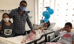 65 saat sonra enkazdan sağ çıkan 3 yaşındaki Elif ailesiyle buluştu