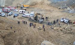 Arnavutköy'de taş ocağında göçük: İki işçi hayatını kaybetti
