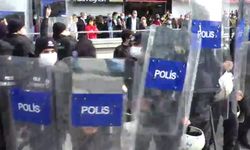 Ankara'da Boğaziçi'ne destek vermek için eylem yapmak isteyen üniversite öğrencilerine polis saldırdı