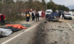 Muğla'da tırla otomobil çarpıştı: 5 kişi yaşamını yitirdi